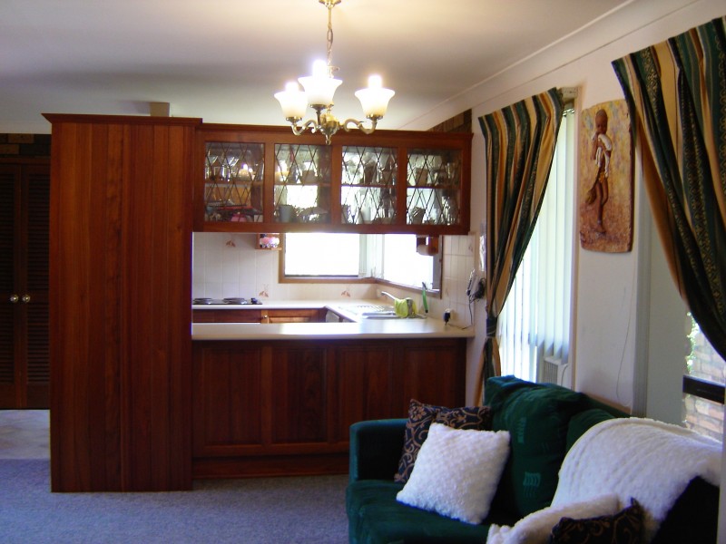 9 Calvados St, Glenfield NSW 2167