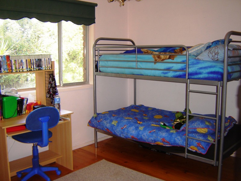 9 Calvados St, Glenfield NSW 2167