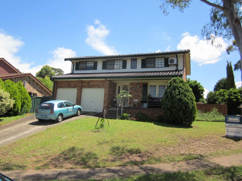 28 Maliniya Cres, Moorebank NSW 2170