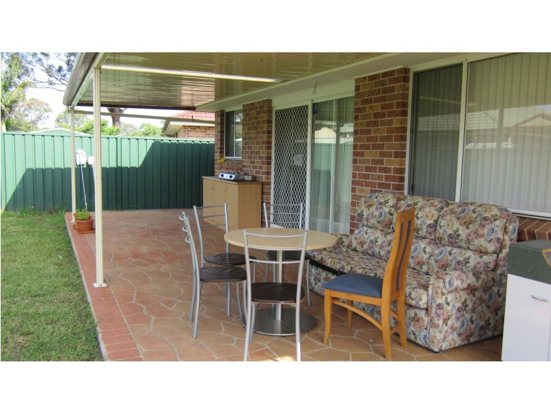 28 Groundsel Ave, Macquarie Fields NSW 2564