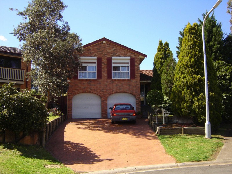 11 Herborn Pl, Minto NSW 2566