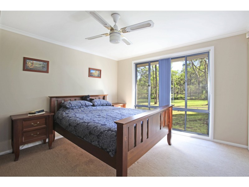 12 Kingdon Pde, Long Point NSW 2564