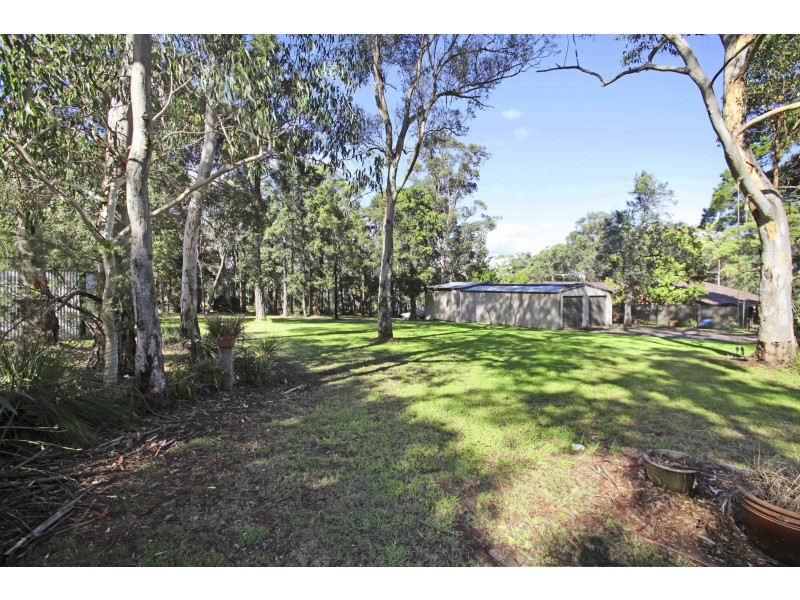 12 Kingdon Pde, Long Point NSW 2564