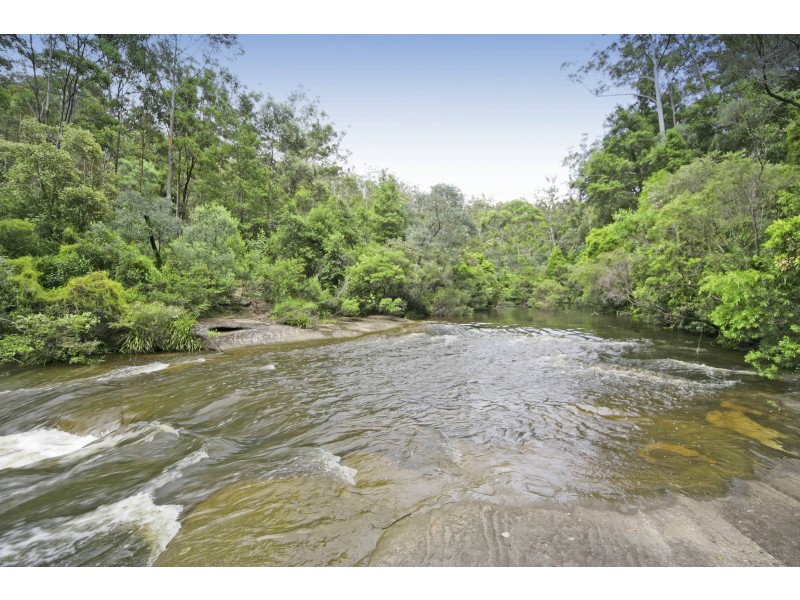 12 Kingdon Pde, Long Point NSW 2564