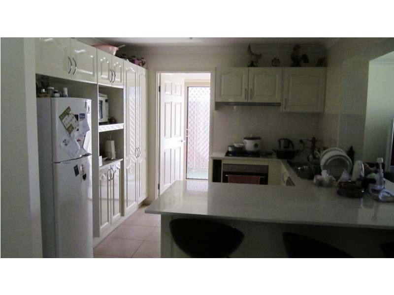 23 Belmont Rd, Glenfield NSW 2167