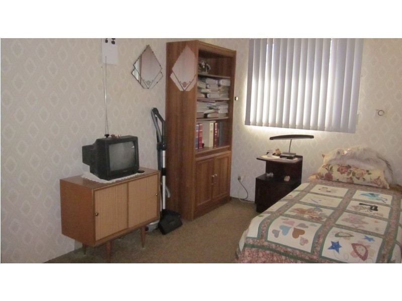 4/3 Daru Pl, Glenfield NSW 2167