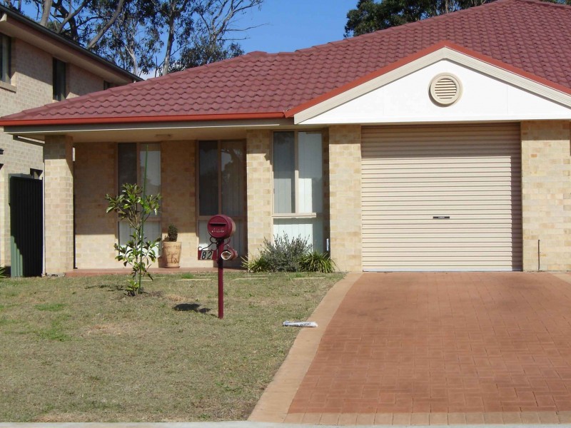 82 Helicia Rd, Macquarie Fields NSW 2564