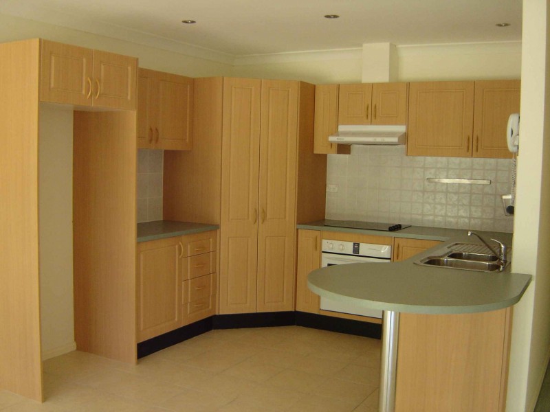 82 Helicia Rd, Macquarie Fields NSW 2564