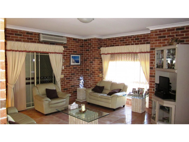 71 The Boulevarde, Fairfield West NSW 2165