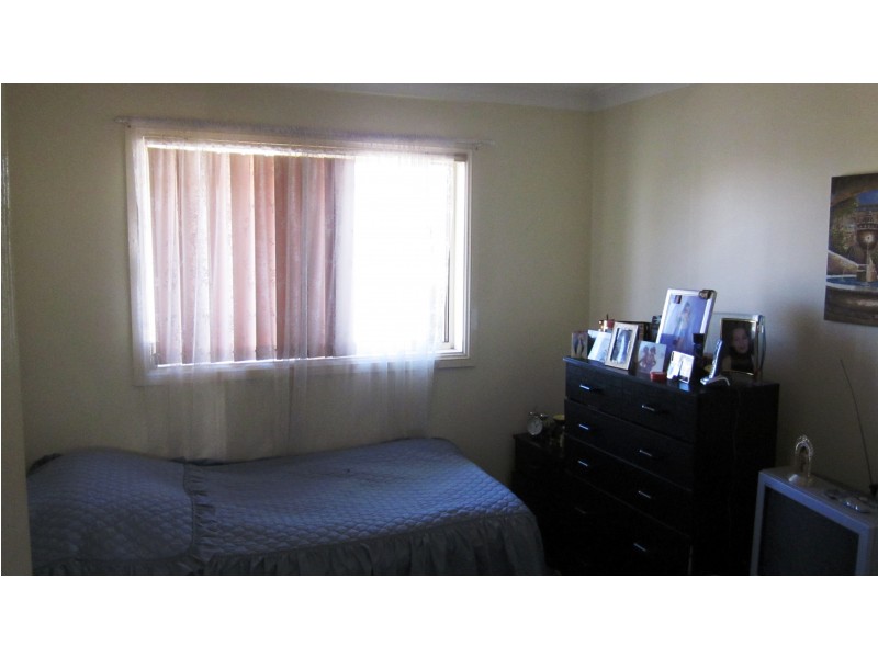 71 The Boulevarde, Fairfield West NSW 2165