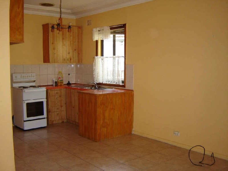 Macquarie Fields NSW 2564