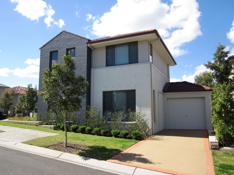 7 Neva St, Glenfield NSW 2167