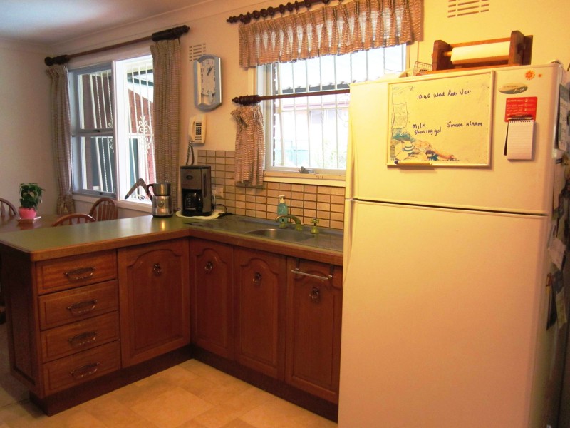 20 Trafalgar St, Glenfield NSW 2167