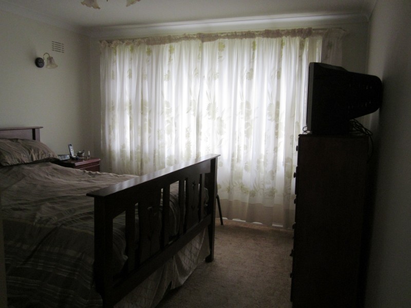 20 Trafalgar St, Glenfield NSW 2167