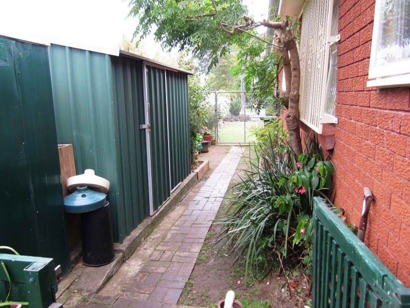 20 Trafalgar St, Glenfield NSW 2167