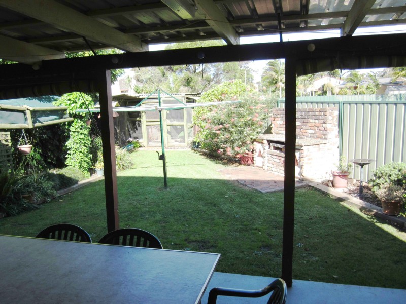 1/11 Koala Ave, Ingleburn NSW 2565