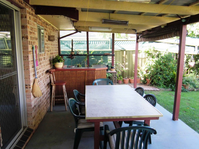 1/11 Koala Ave, Ingleburn NSW 2565