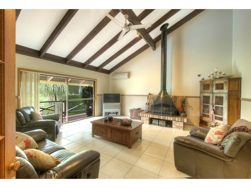 6 Findley Rd, Bringelly NSW 2556