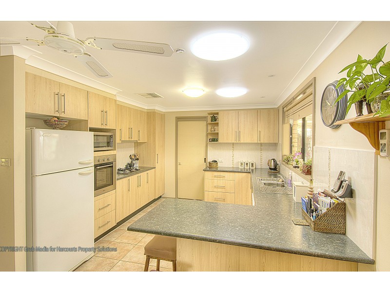 41 Trotwood Ave, Ambarvale NSW 2560