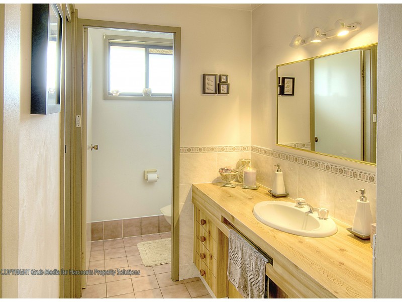 41 Trotwood Ave, Ambarvale NSW 2560