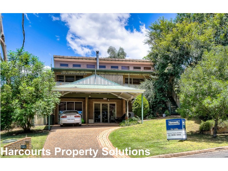 32 Forrest Cres, Camden NSW 2570