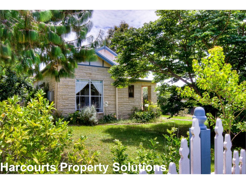 104 Belmont Rd, Glenfield NSW 2167