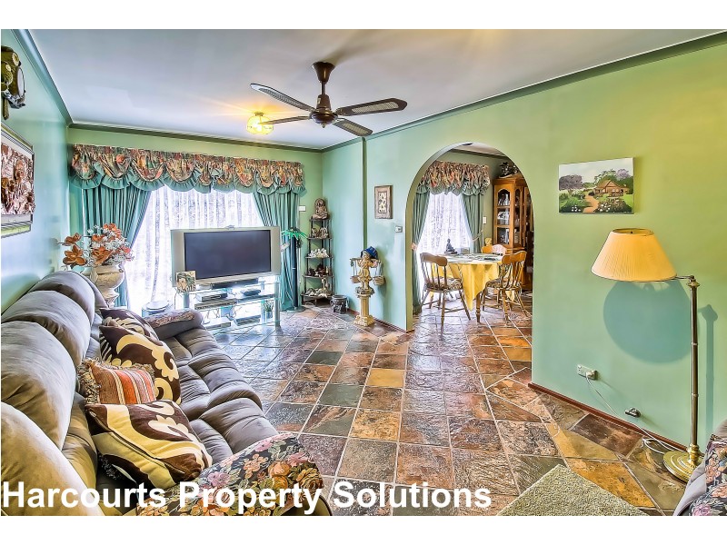 54 Goodsell St, Minto NSW 2566