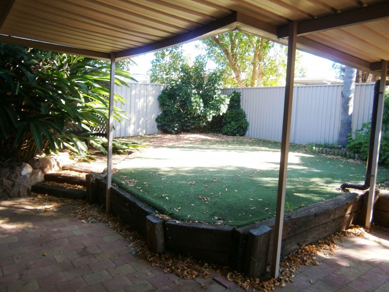 4 Mull Pl, St Andrews NSW 2566