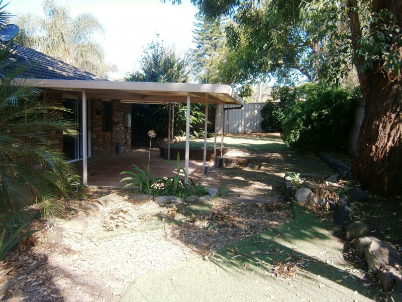4 Mull Pl, St Andrews NSW 2566