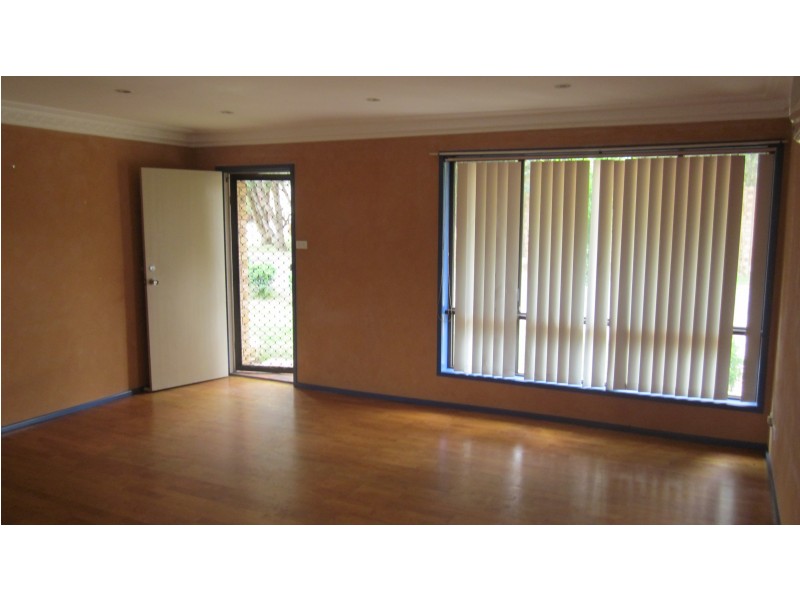 6/226 Harrow Rd, Glenfield NSW 2167