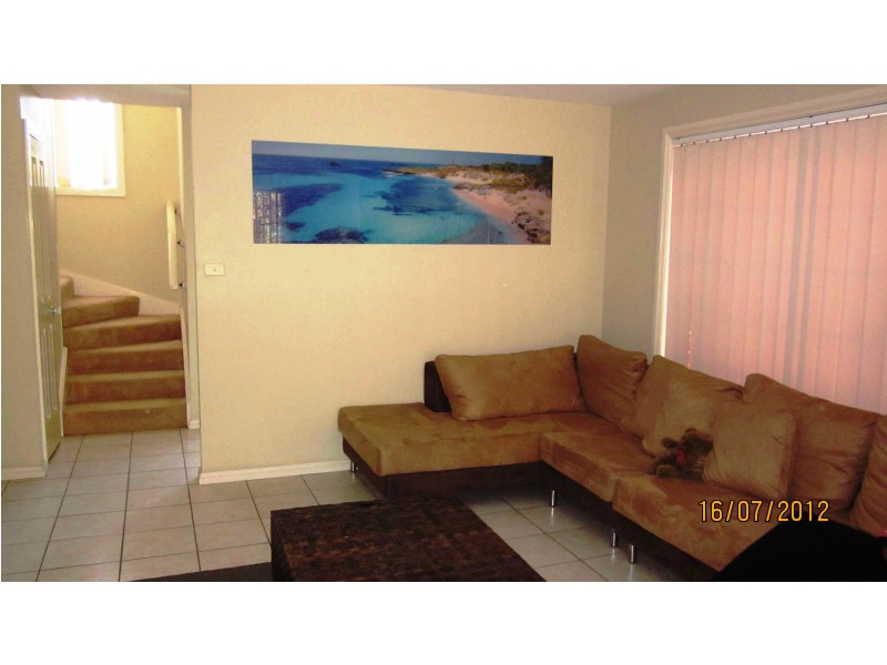 12/32 Claremont Court, Wattle Grove NSW 2173