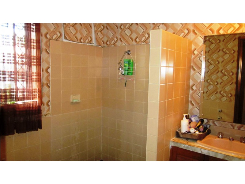 149 Harrow Rd, Glenfield NSW 2167