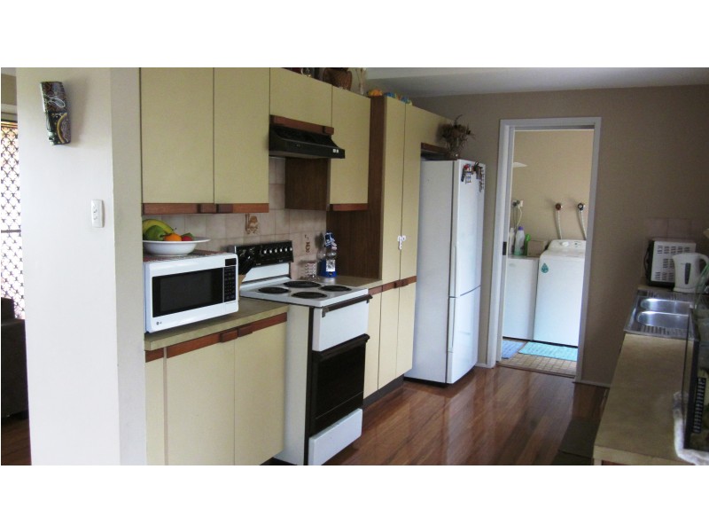 23/212 Harrow Rd, Glenfield NSW 2167