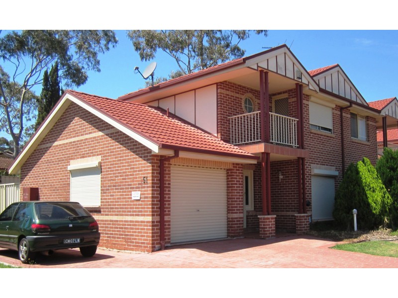 1/51 Trafalgar St, Glenfield NSW 2167