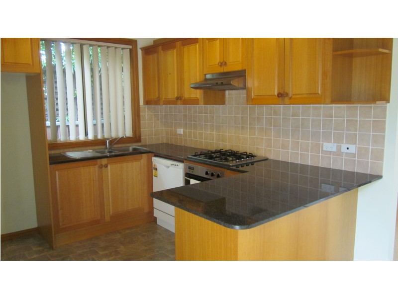 4/32 Belmont Rd, Glenfield NSW 2167
