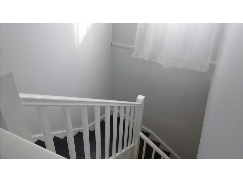 8/6 Jacquinot Pl, Glenfield NSW 2167