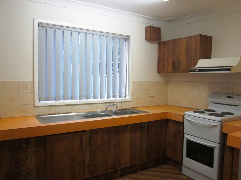 12/18 Belmont Rd, Glenfield NSW 2167