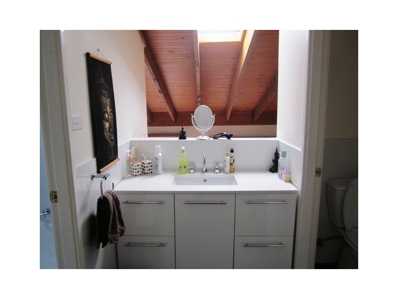 49 Woodlark Pl, Glenfield NSW 2167