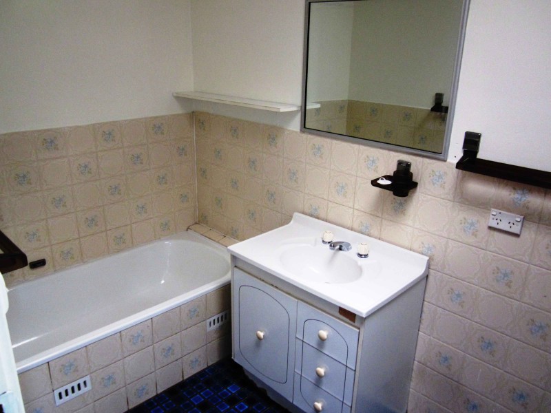 11/18 Belmont Rd, Glenfield NSW 2167