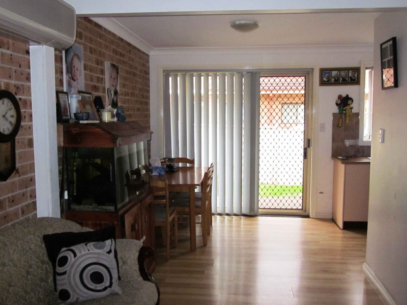 7/63 Canterbury Rd, Glenfield NSW 2167