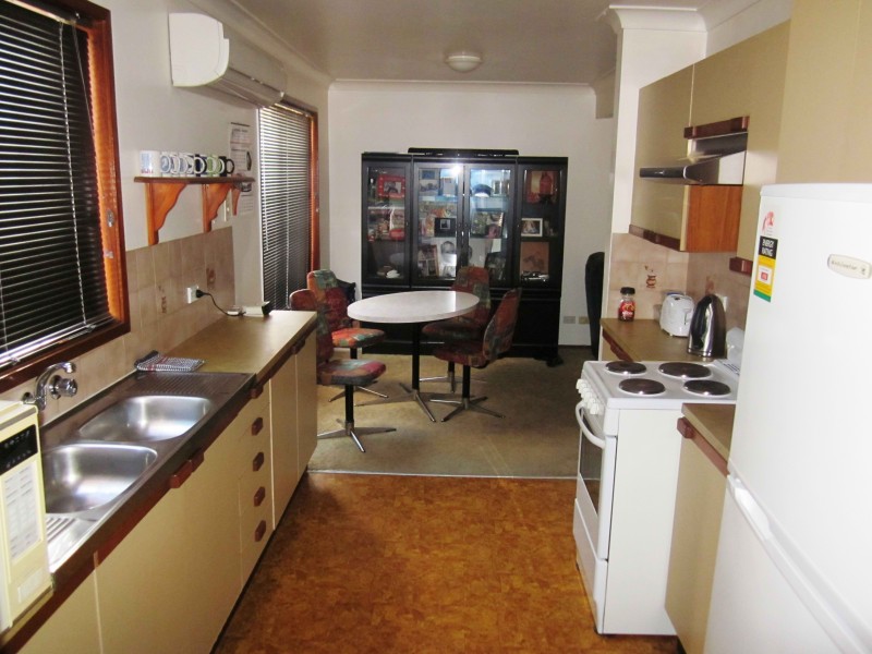 31/212 Harrow Rd, Glenfield NSW 2167