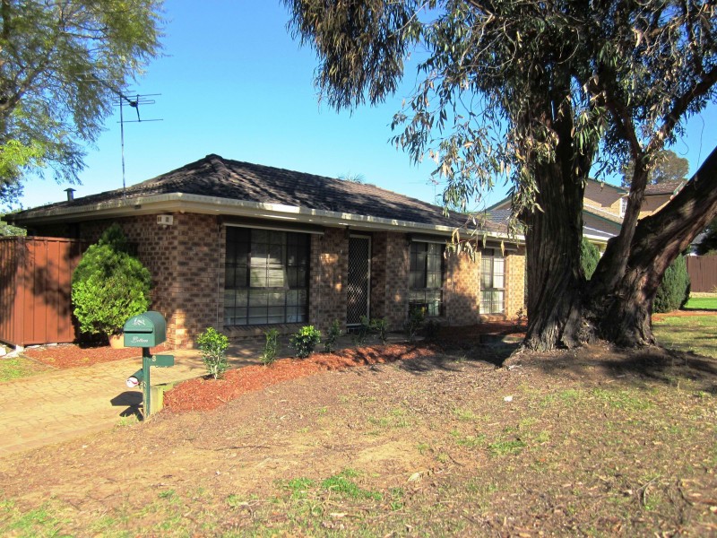 3 Bosavi St, Glenfield NSW 2167