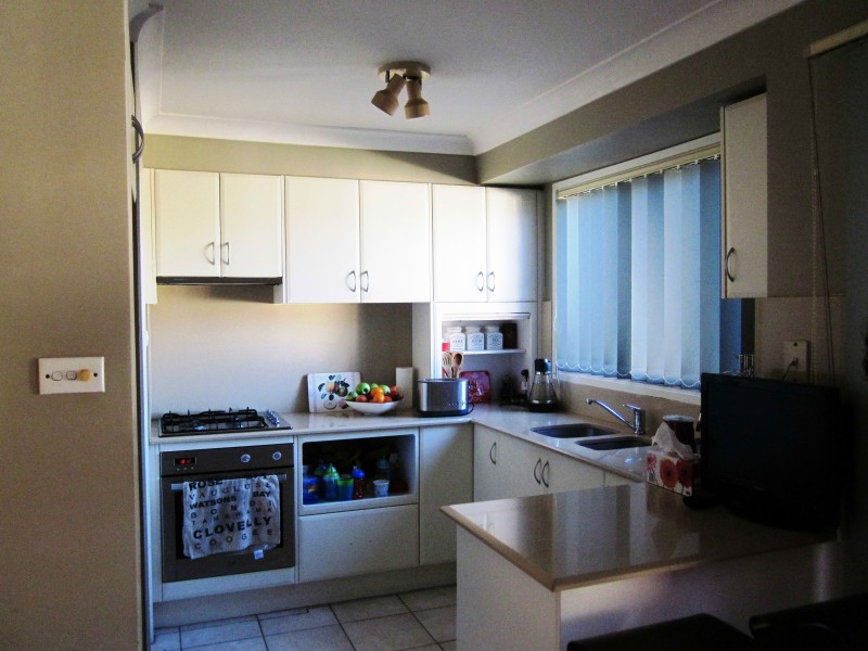 3 Bosavi St, Glenfield NSW 2167