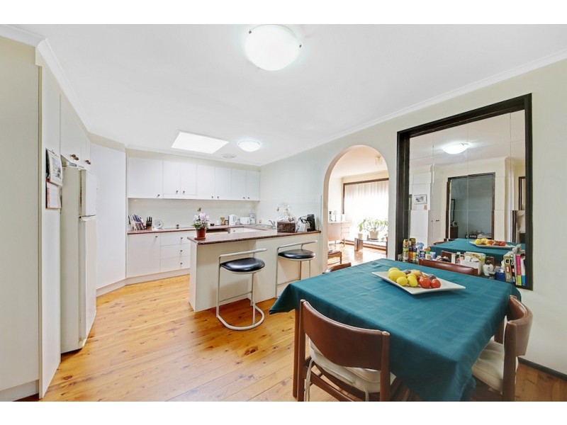 50 Manooka Cres, Bradbury NSW 2560