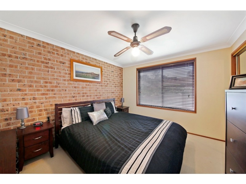 2/49 Aberdeen Rd, St Andrews NSW 2566