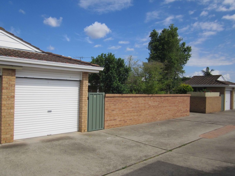 4/209 Harrow Rd, Glenfield NSW 2167