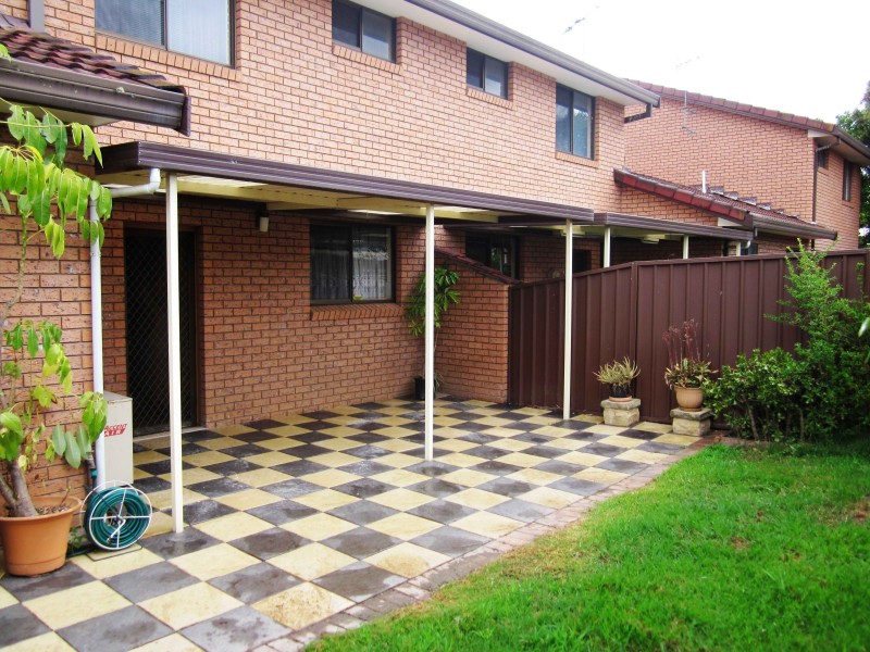 3/32 Railway Pde, Glenfield NSW 2167