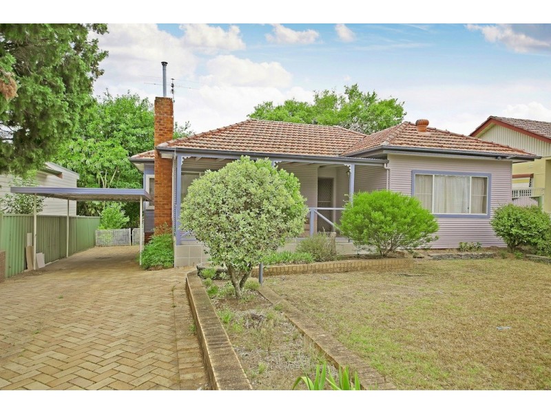 56 Bradbury Ave, Campbelltown NSW 2560