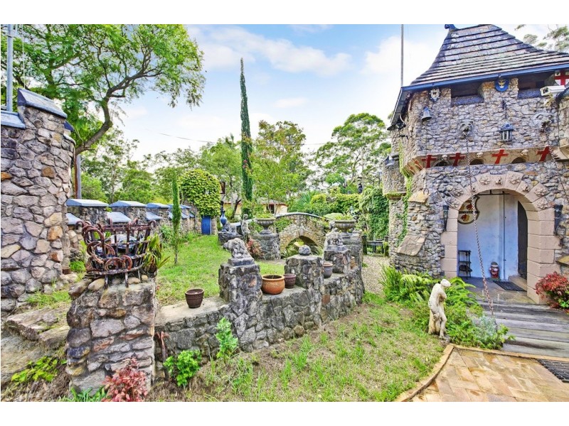 4 Dowling St, Leumeah NSW 2560