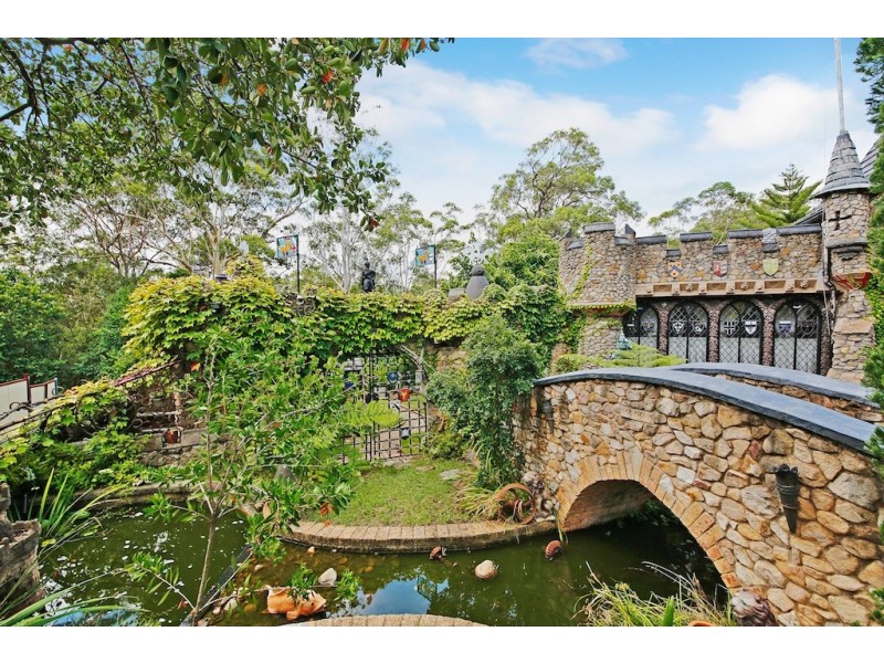 4 Dowling St, Leumeah NSW 2560